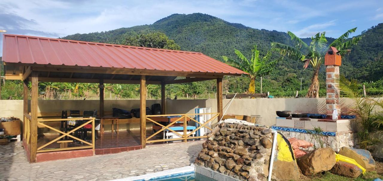 Sunflower Village Villa Girasoles جاراباكو المظهر الخارجي الصورة