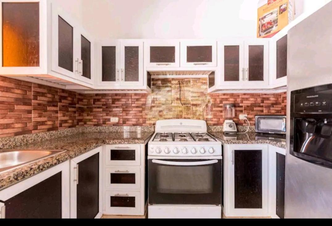 Sunflower Village Villa Girasoles جاراباكو المظهر الخارجي الصورة