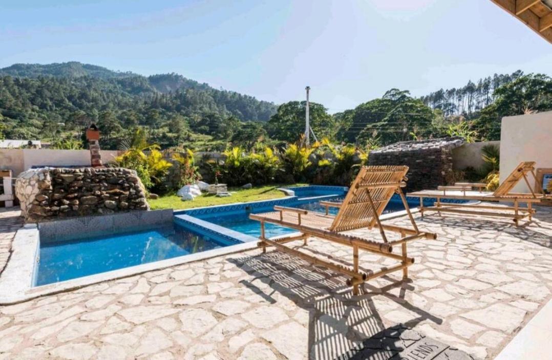 Sunflower Village Villa Girasoles جاراباكو المظهر الخارجي الصورة